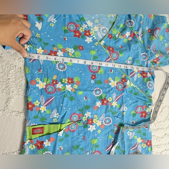 Dickies Womans top scrubs lot - Picture 5 of 13